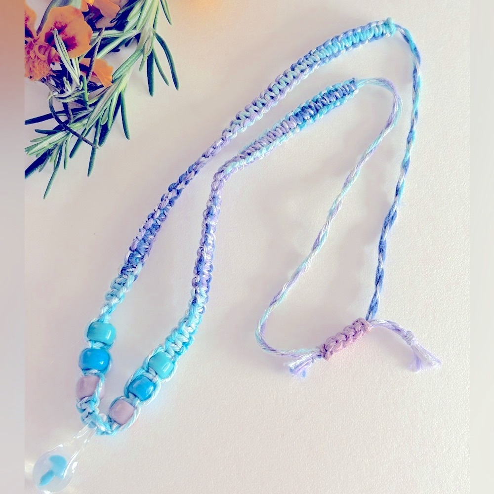 NWOT necklace crocheted in blues, w turquoise Blue Mushroom handblown glass